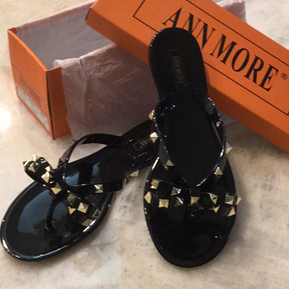 BRAND NEW IN BOX! STUDDED JELLIE SANDALS